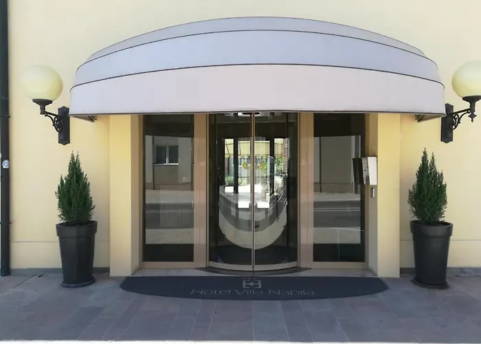 Nabila 3* ريجّولو