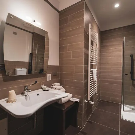 Nabila Otel